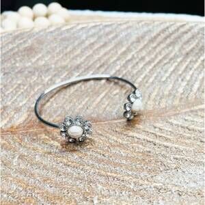 NEW WHITE LABEL women's western cuff bracelet in silver